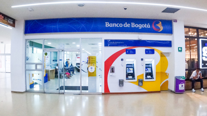 BANCO DE BOGOTA - Guatapuri Centro Comercial